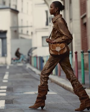 10_Isabel_Marant_Etoile_25A_4x5_8e8561c5-b896-484d-975d-2c44381761f1.jpg