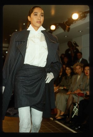 005-michael-kors-fall-1998-ready-to-wear-anna-bayle.jpg 005-michael-kors-fall-1998-ready-to-wear-anna-bayle.jpg