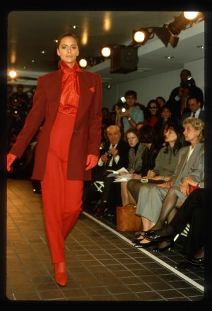 014-michael-kors-fall-1998-ready-to-wear-melanie-landestoy.jpg 014-michael-kors-fall-1998-ready-to-wear-melanie-landestoy.jpg