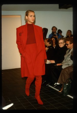 015-michael-kors-fall-1998-ready-to-wear-michelle-eabry.jpg 015-michael-kors-fall-1998-ready-to-wear-michelle-eabry.jpg