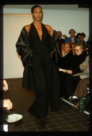 031-michael-kors-fall-1998-ready-to-wear-naomi-campbell.jpg 031-michael-kors-fall-1998-ready-to-wear-naomi-campbell.jpg