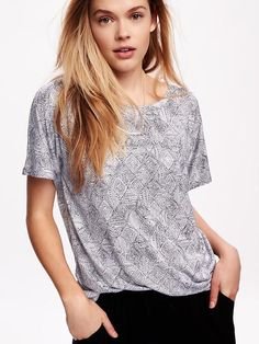 e7a8a72046eb1f026b7f87e9737f53ea--mommy-style-oversized-tops.jpg