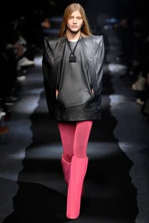 martin-margiela-fall-2007-rtw-19-eugenia-vidal.webp