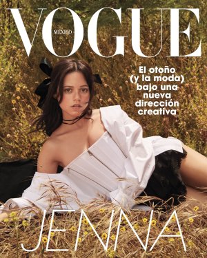 女性情報誌 Vogue Mexico Magazine September 2022 女性情報誌 Vogue Mexico Magazine September 2022 女性情報誌