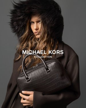 michael-kors-fall-2025-ad-campaign-the-impression-001.jpg