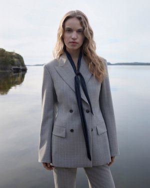 TOS_FW25_IN_SEASON_CAMPAIGN_07.jpg