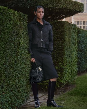 dior_1755763200_3703248317214459653_550072490.jpg