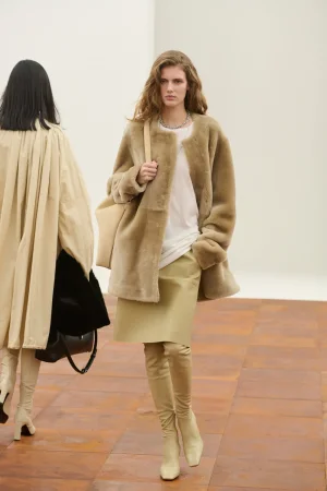 00007-toteme-fall-2025-ready-to-wear-credit-brand.webp