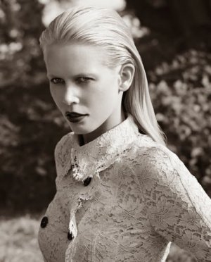 1504-Claudia-Schiffer-Liz-Collins.jpg