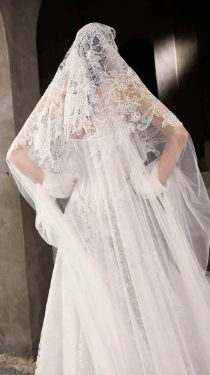 galia-lahav-kiss-and-tell-08 拷貝.jpg