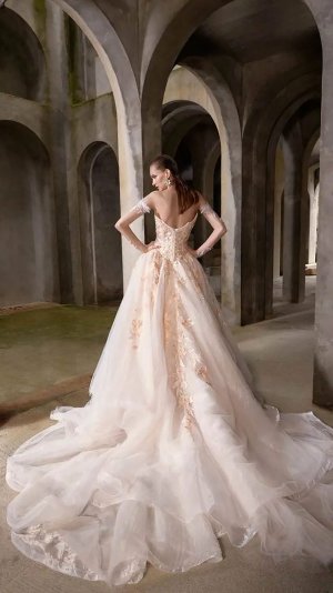 galia-lahav-kiss-and-tell-51 拷貝.jpg