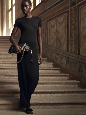 ferragamofw25longdress-data.webp