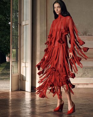 ferragamo-fall-2025-ad-campaign-the-impression-018.jpg