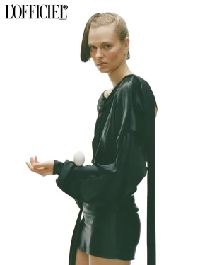 1756397980-paper_dolls_web16.webp