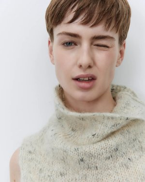 241120_ALYSI_CREME_FW25_LOOK_28_02445 拷貝.jpg
