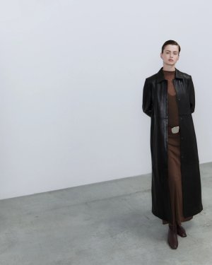 241120_ALYSI_CREME_FW25_LOOK_48_04127_2ff62993-5cf7-45a9-bfc4-66f2a018a36a 拷貝.jpg