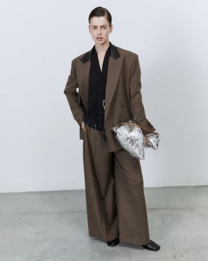 241120_ALYSI_CREME_FW25_LOOK_51_04387 拷貝.jpg