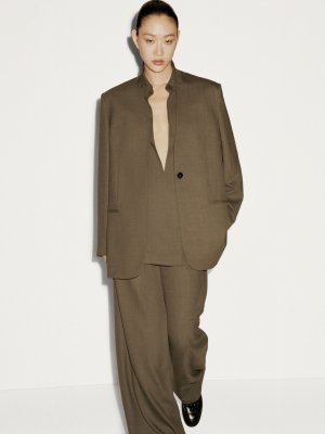 cos-fall-2025-ad-campaign-the-impression-039.jpg