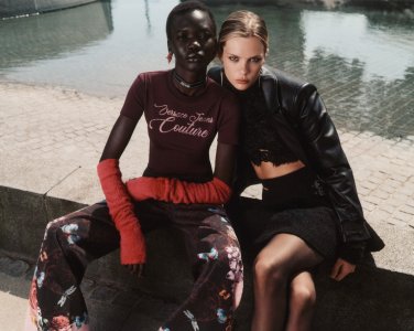 versacejeanscouture_1756396804_3709047046847245644_9050983050.jpg