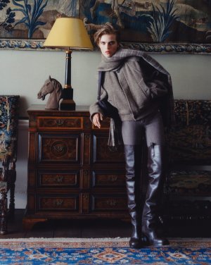 Burberry-Fall-2025-Ad-Campaign-The-Impression-002-scaled.jpg