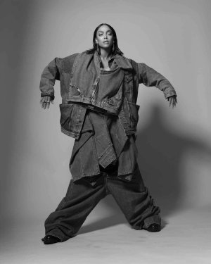 8188_tyra-banks-glamour-bulgaria-03.jpg