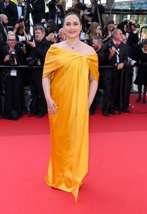 Lily-Gladstone-Wore-Balenciaga-To-The-Kinds-Of-Kindness-Cannes-Film-Festival-Premiere.jpg
