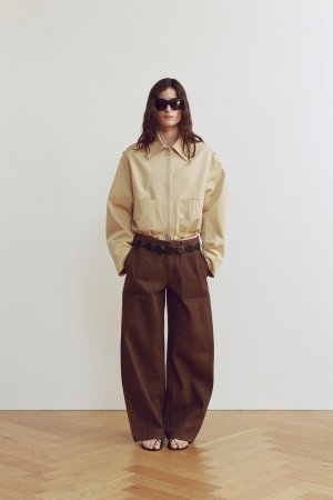 250707_FriendsWithFrank_Lookbook_FILM_Look9_2132-WR.jpg