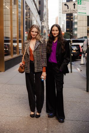 Vlada-Roslyakova-Bruna-Tenorio-2025-09-10-NYFW-SS26-StreetStyle1-MelodieJeng-MJJ_1015.jpg