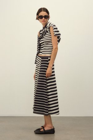 00018-rag-and-bone-spring-2026-ready-to-wear-credit-brand.jpg