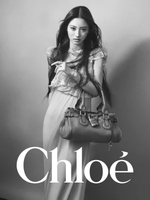 Chloe-Paddington-Bag-Campaign-csty-003.jpg.webp