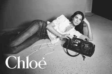 https___forums.thefashionspot.com_attachments_chloe-paddington-bag-campaign-csty-004-jpg-webp...webp