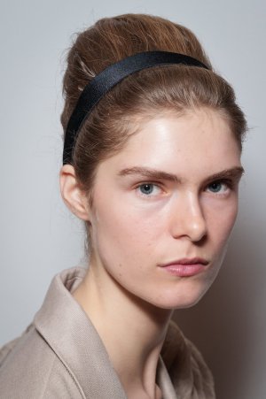 max-mara-bks-s26-030.jpg