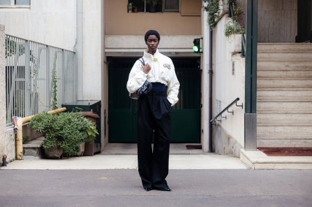 Sheila-Bawar-2025-09-23-MFW-SS26-StreetStyle1-MelodieJeng-MJJ_1201.jpg