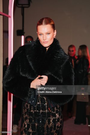 Elisabetta Franchi - Front Row SS26_5.jpg