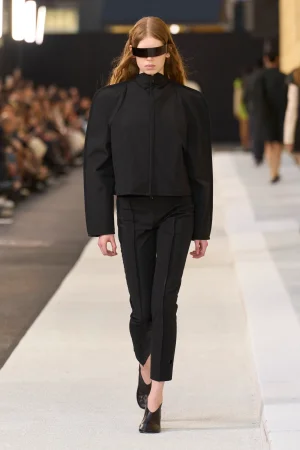00051-mm6-maison-margiela-spring-2026-ready-to-wear-credit-gorunway.webp