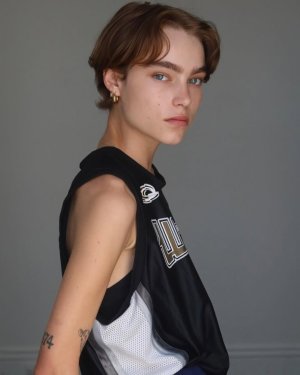 Semi recents @priscillasmodels.jpg Semi recents @priscillasmodels.jpg