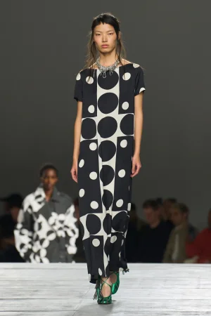 00043-dries-van-noten-spring-2026-ready-to-wear-credit-gorunway.webp
