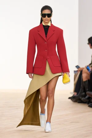 00013-loewe-spring-2026-ready-to-wear-credit-gorunway.webp