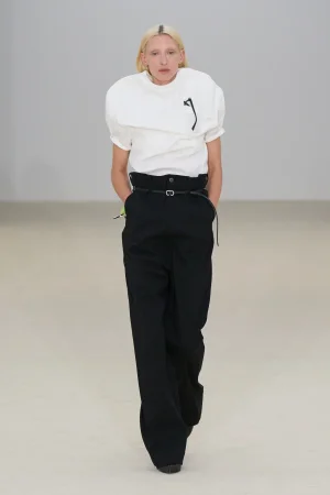 00001-issey-miyake-spring-2026-ready-to-wear-credit-gorunway.webp