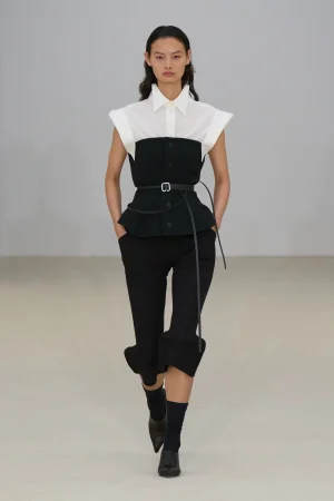 00012-issey-miyake-spring-2026-ready-to-wear-credit-gorunway.webp