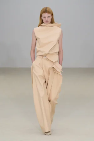 00016-issey-miyake-spring-2026-ready-to-wear-credit-gorunway.webp