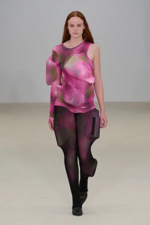 00021-issey-miyake-spring-2026-ready-to-wear-credit-gorunway.webp