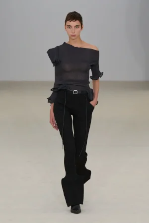 00046-issey-miyake-spring-2026-ready-to-wear-credit-gorunway.webp