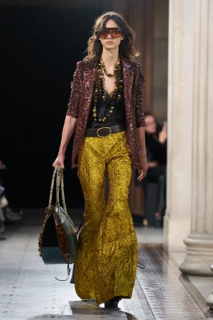 00004-nina-ricci-spring-2026-ready-to-wear-credit-gorunway.webp