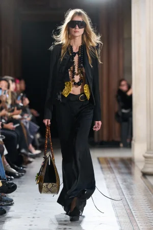 00006-nina-ricci-spring-2026-ready-to-wear-credit-gorunway.webp