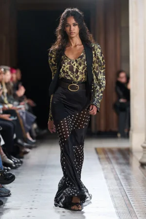 00008-nina-ricci-spring-2026-ready-to-wear-credit-gorunway.webp