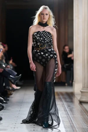 00015-nina-ricci-spring-2026-ready-to-wear-credit-gorunway.webp