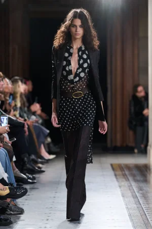 00019-nina-ricci-spring-2026-ready-to-wear-credit-gorunway.webp