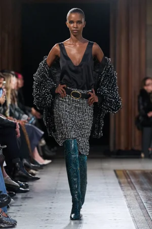 00022-nina-ricci-spring-2026-ready-to-wear-credit-gorunway.webp