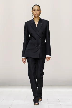 00024-givenchy-spring-2026-ready-to-wear-credit-brand.webp